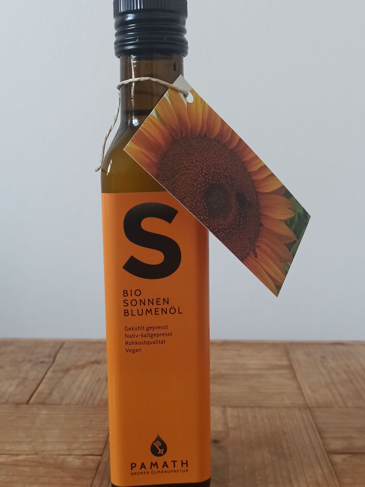 Sonnenblumenöl aus der Ernte 2022.